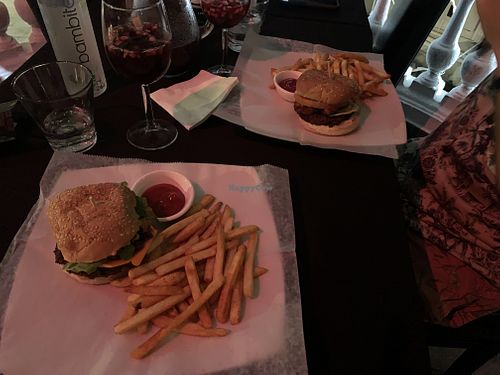 Image of El Apartamento y El Sotano