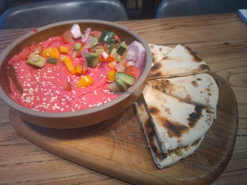 Pink hummus & pita at Casa in New Territories