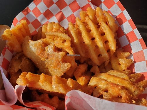 Waffle fries at Big Daddy's Pizza in Venice