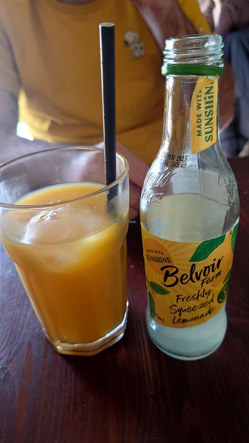 The "squeezed orange juice" 🙄 at Greens & Co in Galway