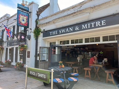 Outside at The Swan & Mitre in Bromley