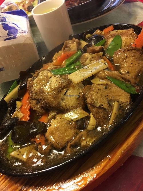 fake meat and vegetables at Wu Shang Vegetarian in Nanjing