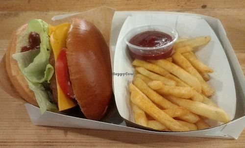 Vegan Cheese Burger & Fries at Let's B Frank in Odense