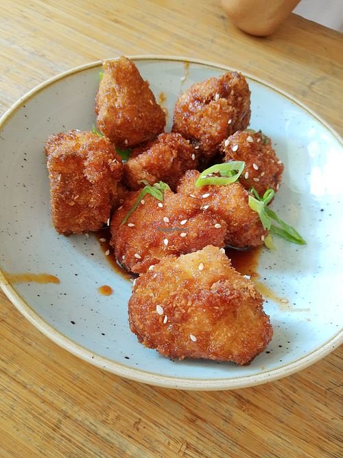Nuggets de coliflor at LaVietnamita - St Gervasi in Barcelona