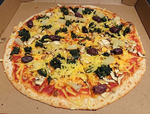 Vegan pizza at Stückwerk in Dusseldorf