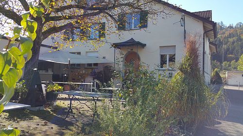 Outdoor seating (in autumn) at Salitre in Winterthur