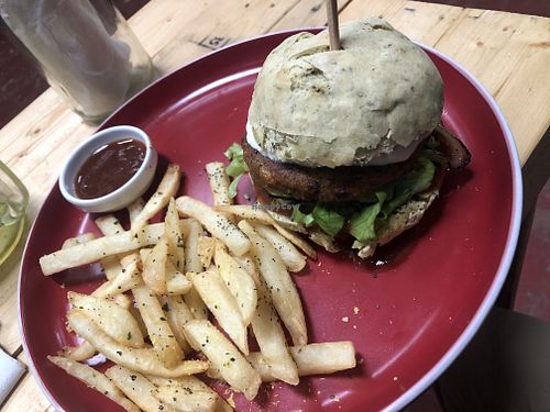 Hamburguesa Vegana  at Mundo Vegetal in San Jose