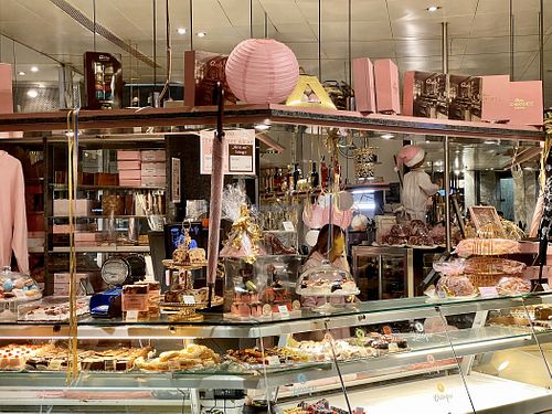 inside at Aida in Vienna