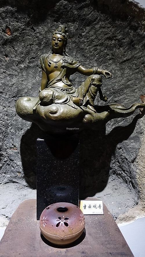 interior decor at Samadhi Art & Cafe in Xiamen