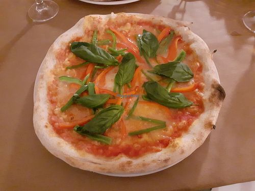 Vero pizza at Pizza Store in Valencia