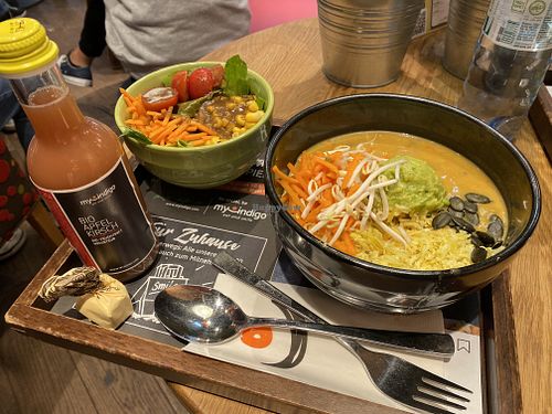 Curry bowl at my indigo in Vienna