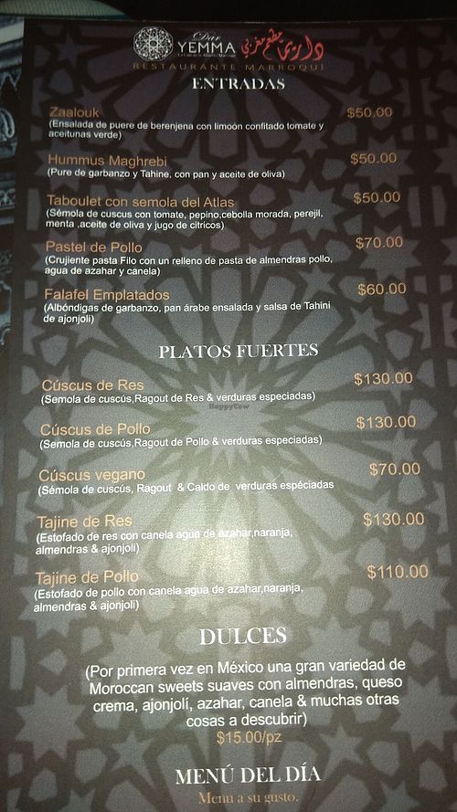 Muchas opciones veganas at Dar Yemma in Puebla