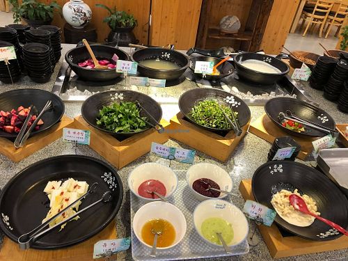 buffet spread
Photo courtesy of Tai ChewPheng of VSM at Mippeum in Jeonju