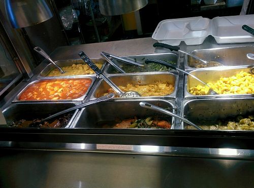 buffet entrees at Healthful Essence in Atlanta