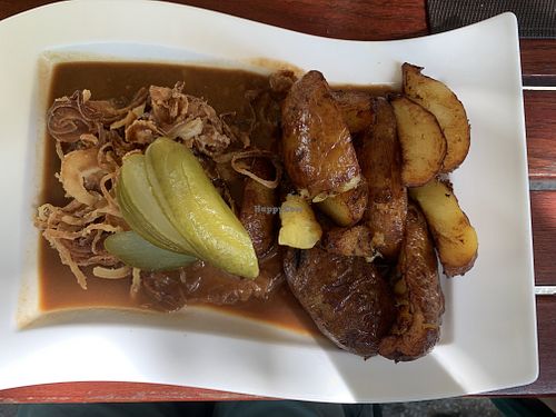 Veganer Zwiebelrostbraten  at Bierosophie in Vienna