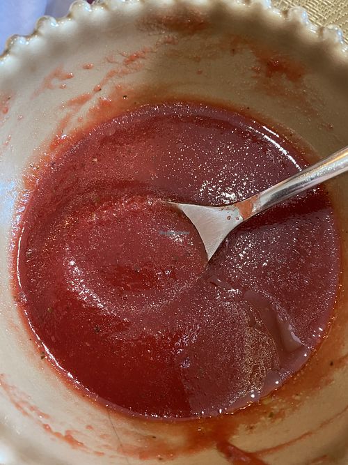 Sopa de beterraba. Uma maravilha.  at Raiz in Aveiro