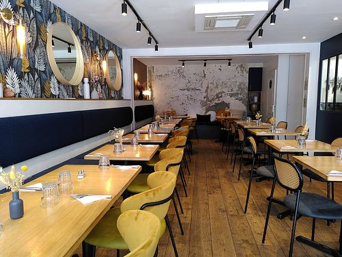 New interior decoration at the friendly kitchen in Paris