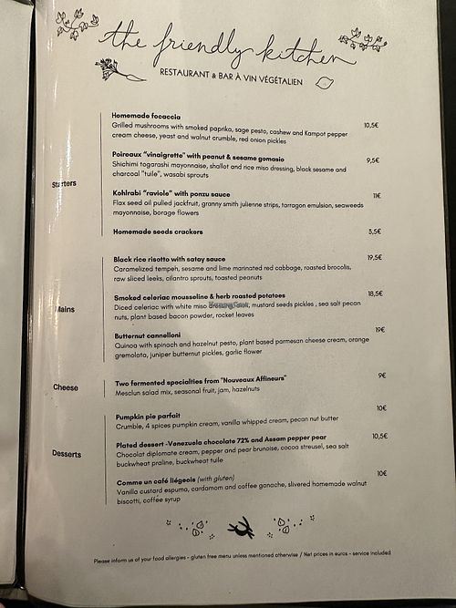 Menu  at the friendly kitchen in Paris