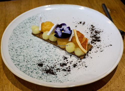 Tartelette aux agrumes & huile d’olive at the friendly kitchen in Paris