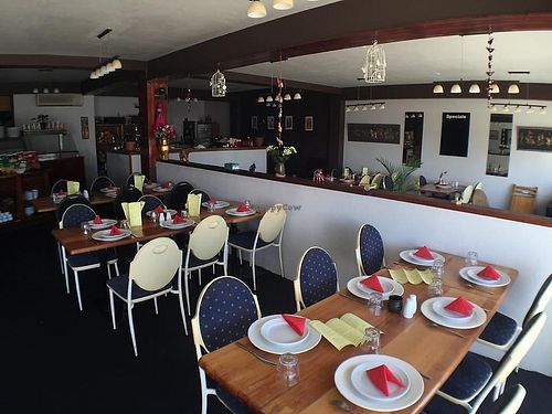 seating at Indian Zaika in Armidale