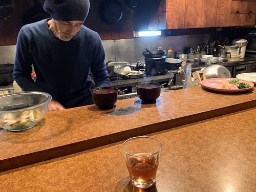 Cooking as you watch at Rakuraku in Kyoto