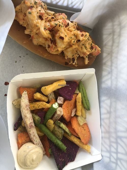 Seaweed dried veggie and crab lobster roll  at Veggie Dojo in Central Singapore