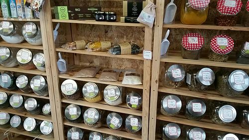 Loose tea, beans, flours, cakes at Despensa d'Aroma in Sintra