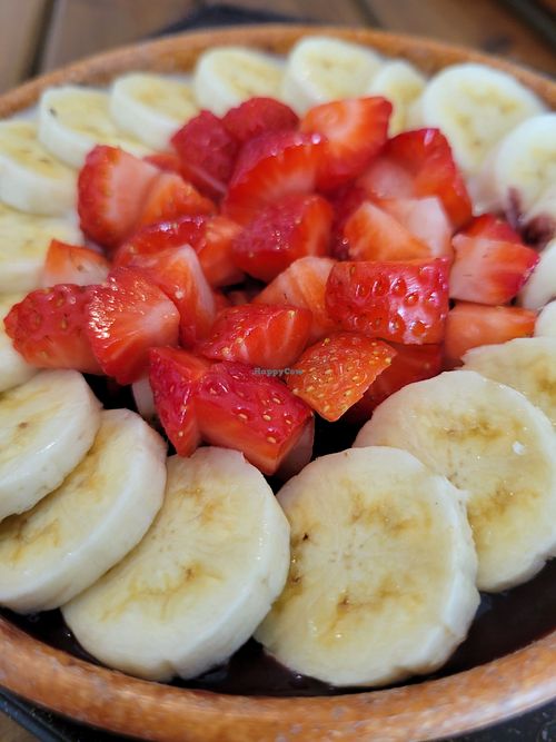 Açai / cupuaçu with banana and strawberry at Vega Açaí  in Florianopolis
