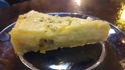 the famouse passion fruit pie at Big Mountain in Koh Phangan
