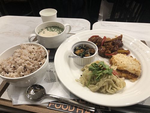 4 option set  at Upgrade Plant Based Kitchen in Osaka