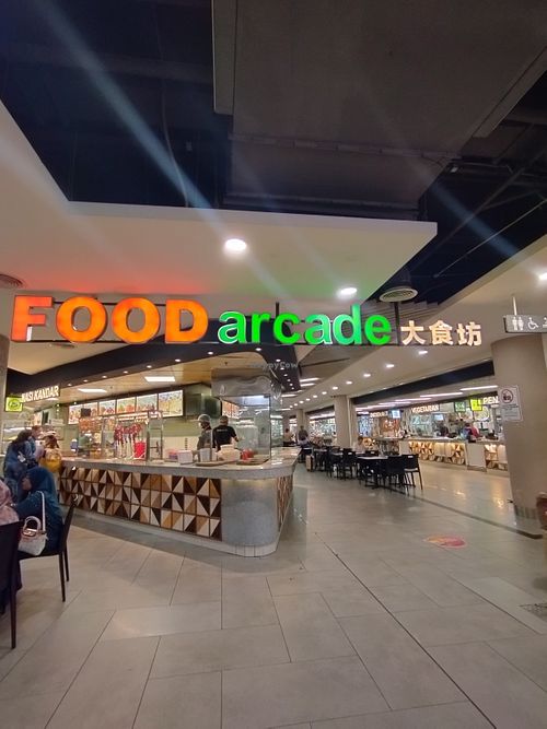 Food Arcade, you can see the vegetarian stall at KUL - VegTalk Station - KLIA 2 in Sepang