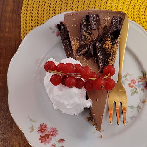 Chocolate mousse pie at Atelier Flori in Bruges