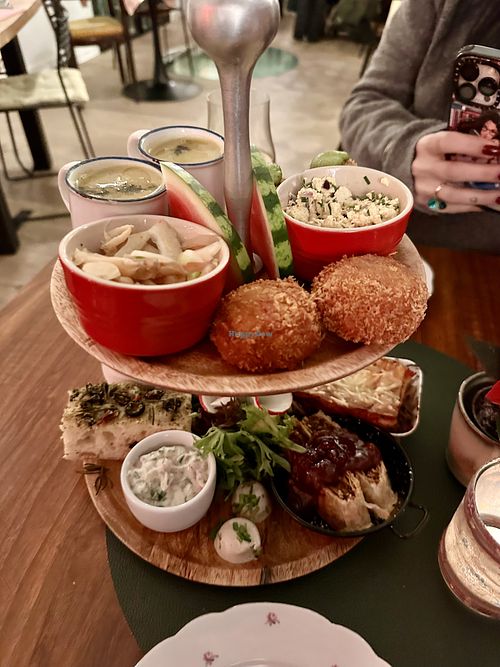   at Atelier Flori in Bruges