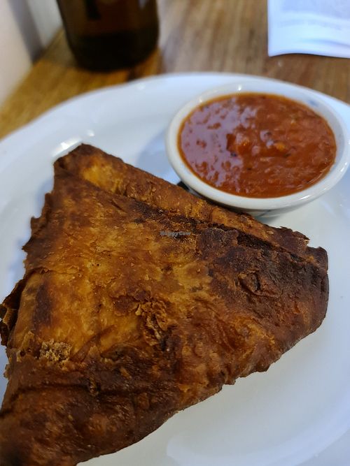 Sambusha at Cafe Sunshine & Salama Tea in Sunshine