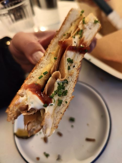 Prosciutto triple grilled cheese at Pepper & Ginny - Vegane Veinkost in Vienna