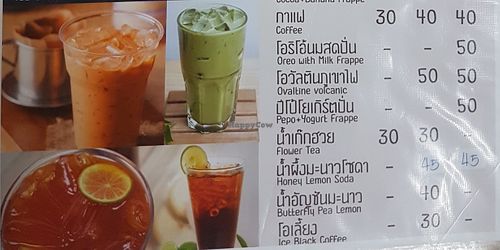 drinks at Flying Vegetable in Pattaya