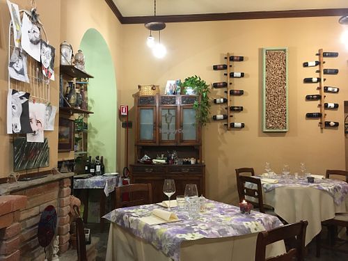 The interior  at Locanda del Carrobbio in Cremona