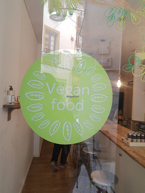 Vegan food at La Nòmada in Olot