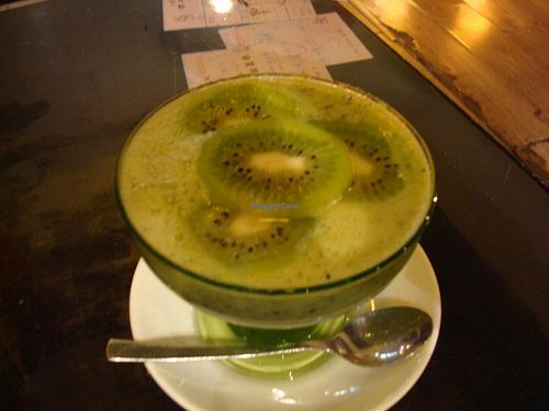 kiwi fruit sweet stuff at Yi Xin Vegetarian - Tianhe District in Guangzhou