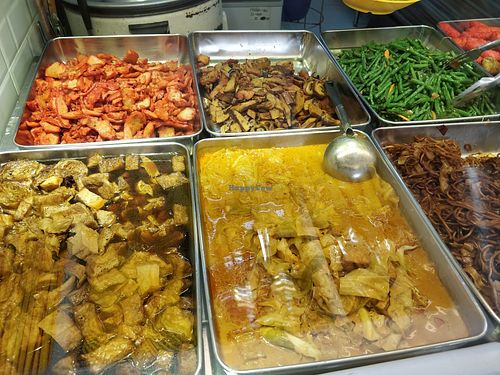 Buffet selection at Kwan Inn Vegetarian 观音斋 - Corporation  in West Singapore