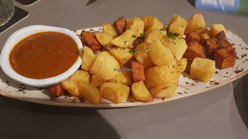 Bravas BLAT(mix of fried sweet potatoes and potatoes with spicy sauce) at Blat al Sac in Mallorca