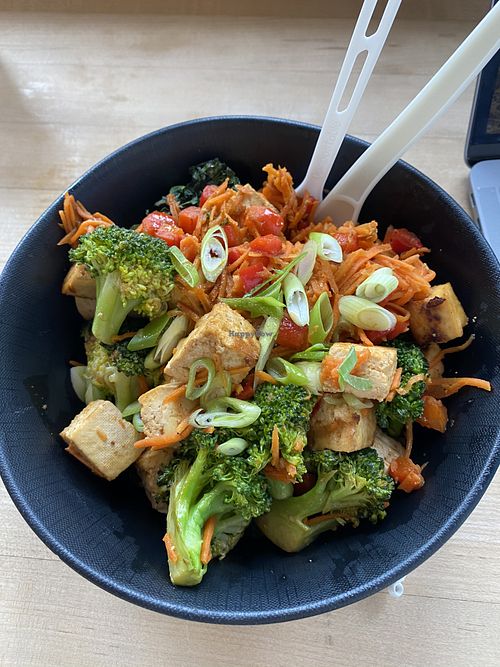 Thai tofu with kale and quinoa  at Organic Krush in Roslyn