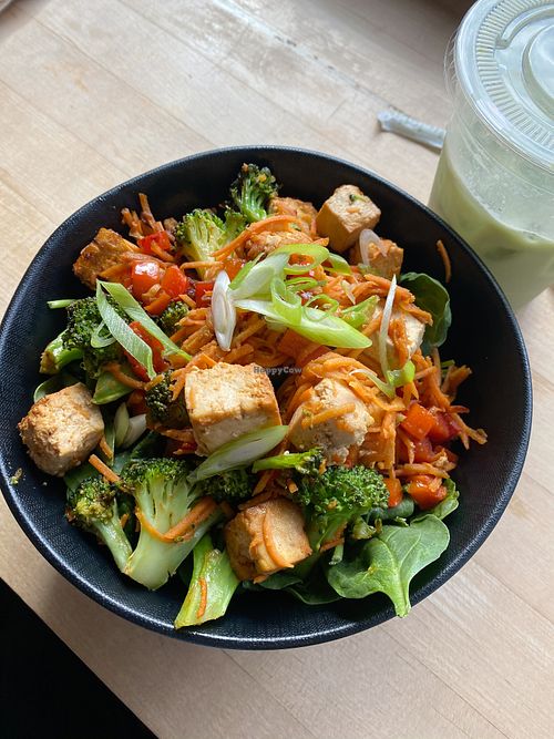 Thai tofu bowl with spinach   at Organic Krush in Roslyn