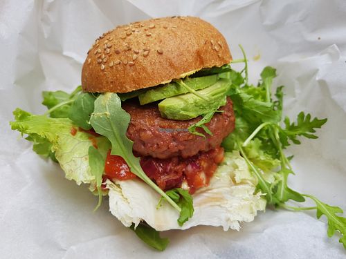Mexican burger at Peacefood Cafe in Montpellier