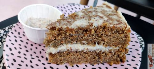 Carrot cake at Putsch in Montreuil