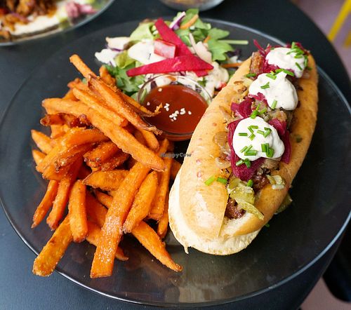 Sweet Dog + Sweet potato fries at Putsch in Montreuil