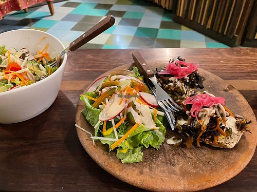 Amazing sandwich with secret Hibiskus topping!   at Elela in Valladolid