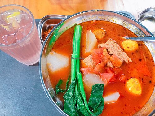 Cart noodles (ramen noodles in tomato soup) at My Meat Run Laboratory in Kowloon