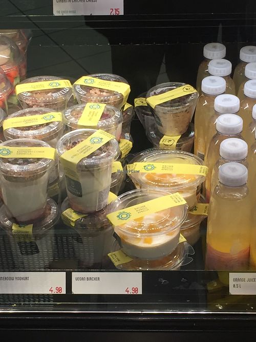 Vegan Bircher at AMS - Fair Taste in Schiphol