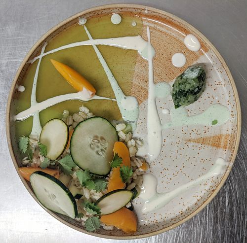 Entrée de la semaine du 7 juillet : Abricot - Concombre - Orge (vegan) at Locafé in Grenoble